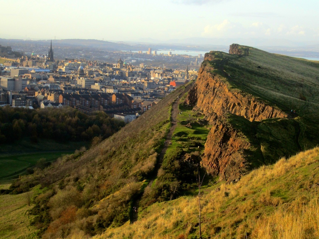 Скалы Солсбери и трон Артура (Salisbury Crags and Arthur’s Seat)